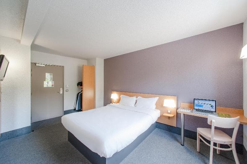 B&B Hôtel Antibes Sophia Antipolis 4