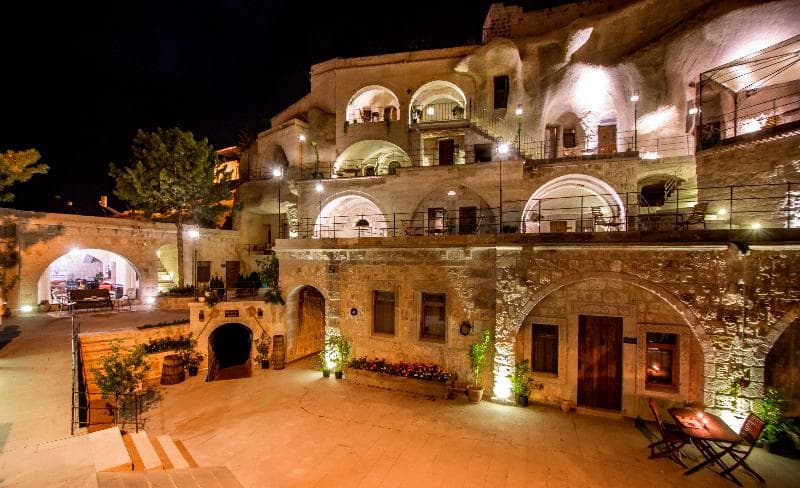 Hera Cave Suites 2