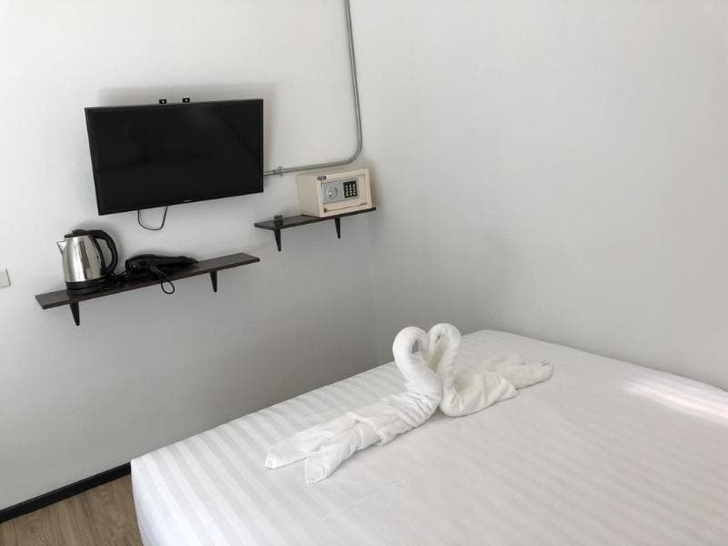 Glur Phuket Patong Beach 5