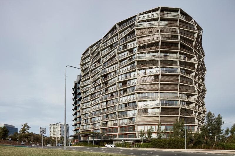 Ovolo Nishi 1
