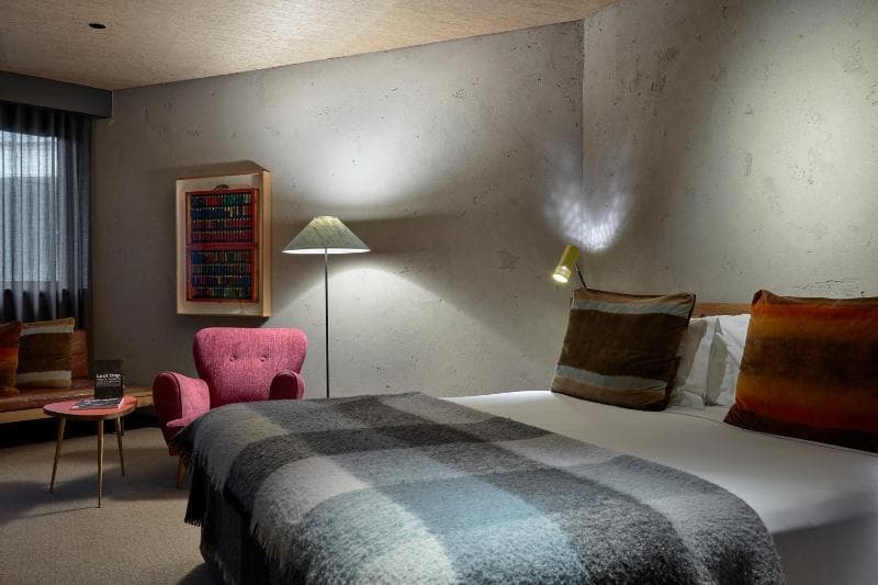 Ovolo Nishi 3