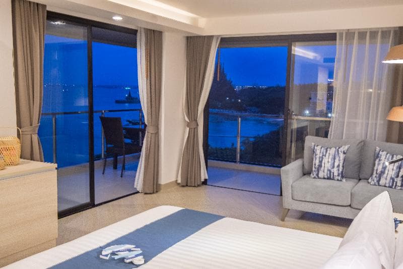 Golden Tulip Pattaya Beach Resort photo 1