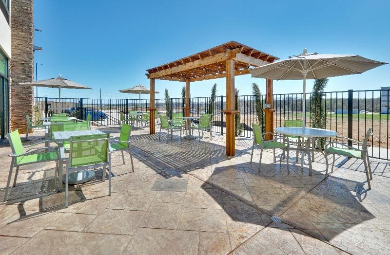 Holiday Inn Express & Sts Ft Worth North-Northlake 4