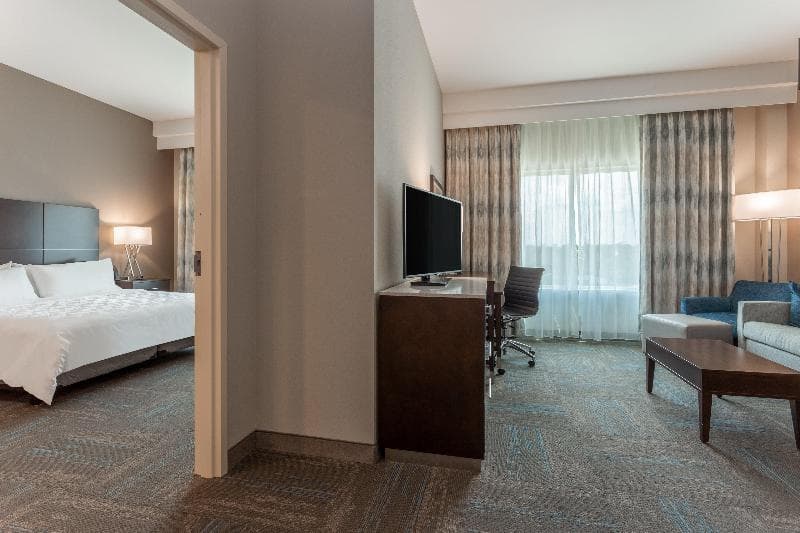 Holiday Inn And Suites Jefferson City 5