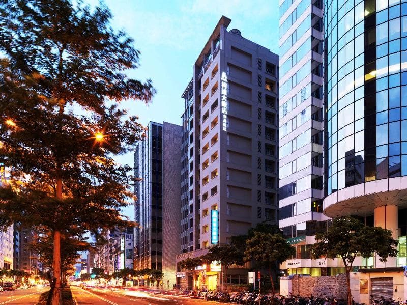 K Hotel Taipei Songjiang photo 1