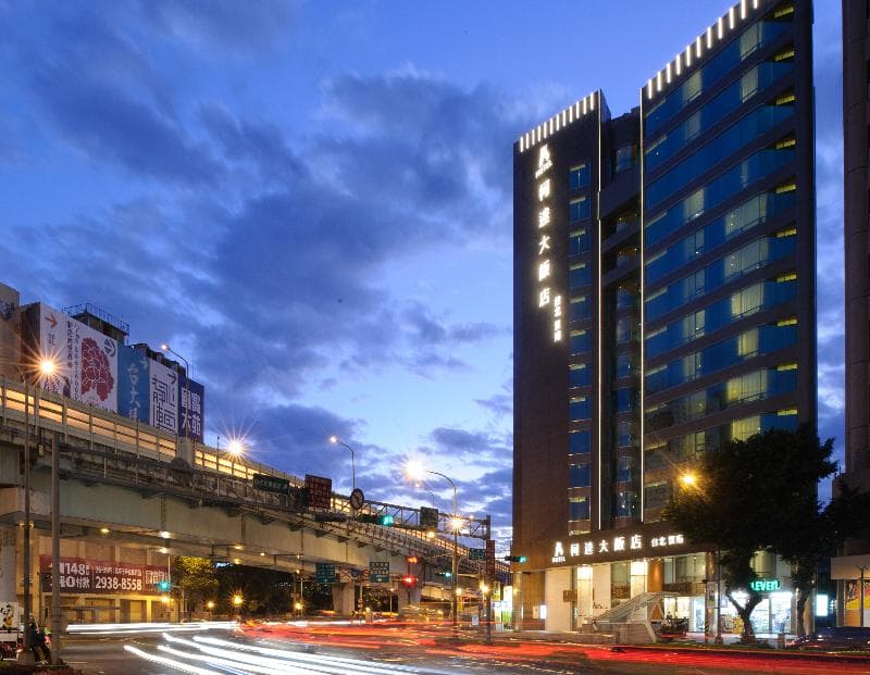 K Hotel Dunnan photo 1