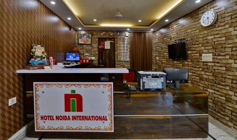 Hotel Noida International 4