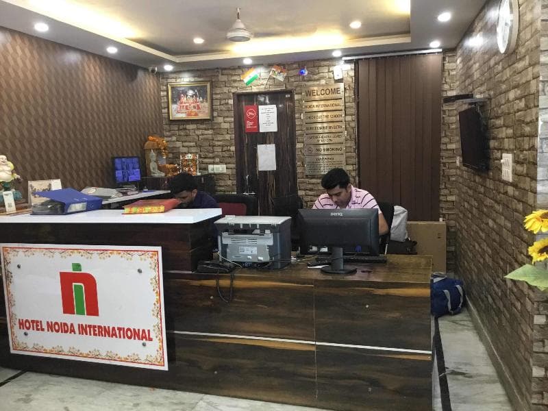 Hotel Noida International 5