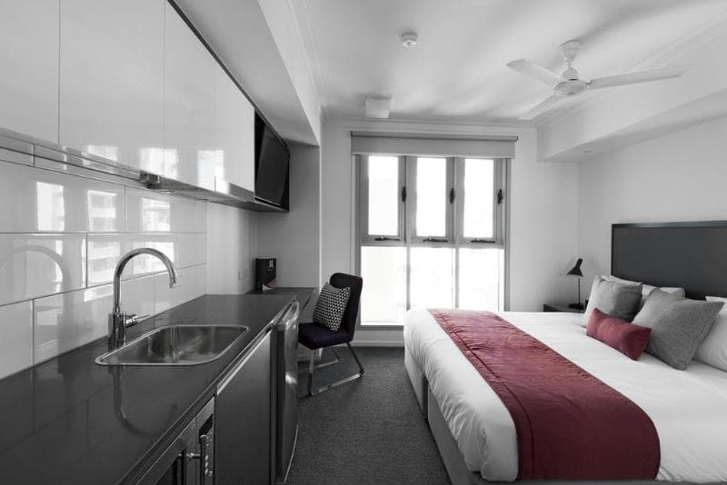 H On Mitchell Apartment Hotel 3