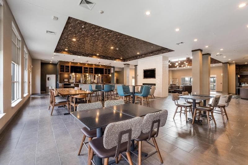 Four Points By Sheraton Elkhart 3