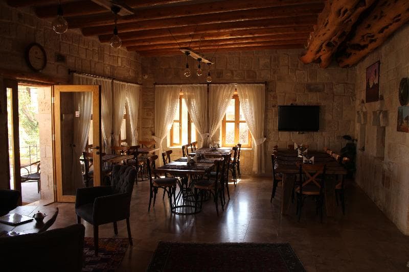 Mahzen Cave Hotel 1
