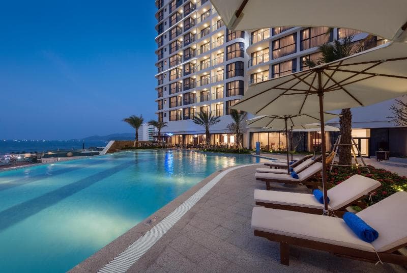 Meliá Vinpearl Nha Trang Empire 5