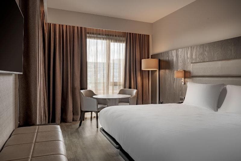 AC Hotel by Marriott Manchester City Centre 3