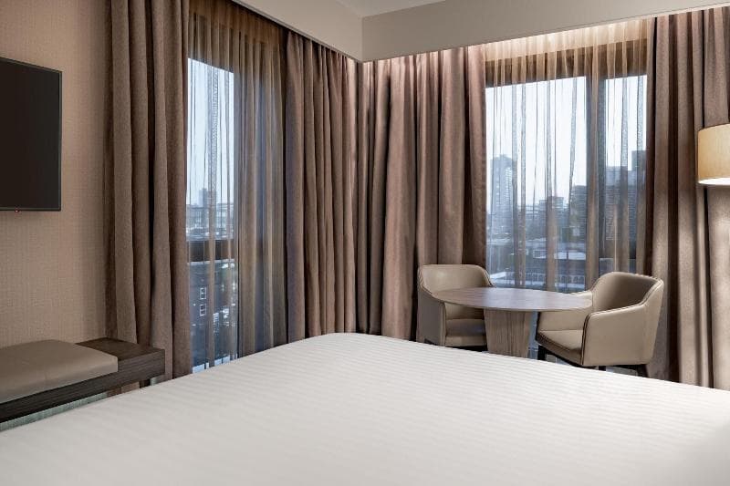AC Hotel by Marriott Manchester City Centre 4