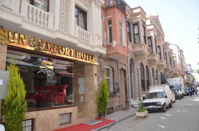 Sun Comfort Hotel (Adults only) 2