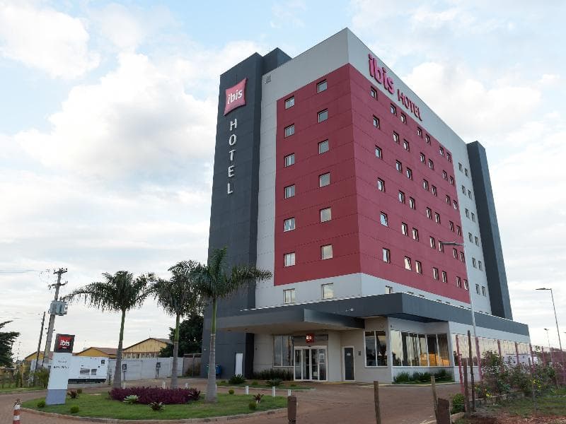 Ibis Tatui 1
