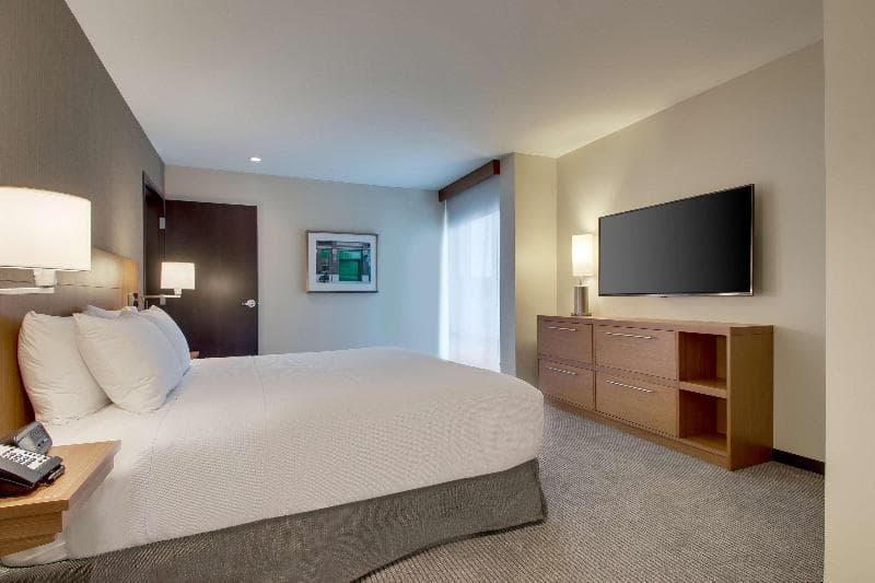 Hyatt Place Milwaukee/Downtown 3