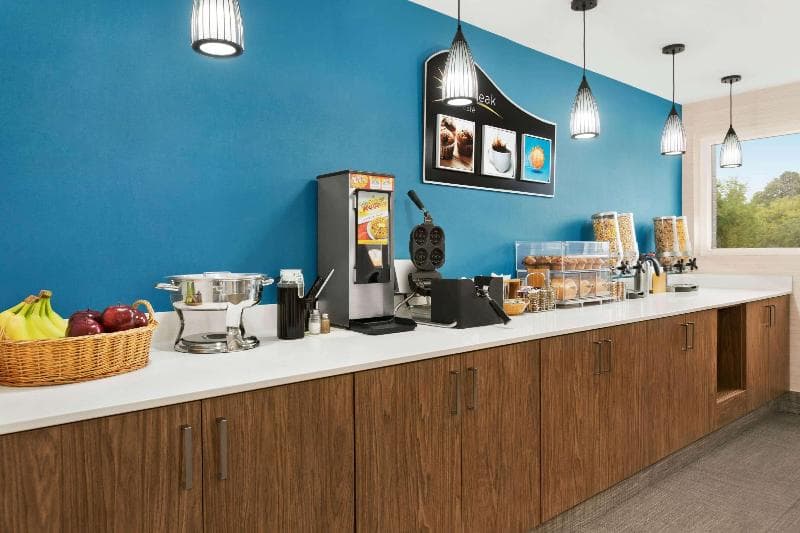 Days Inn By Wyndham Kingston 2