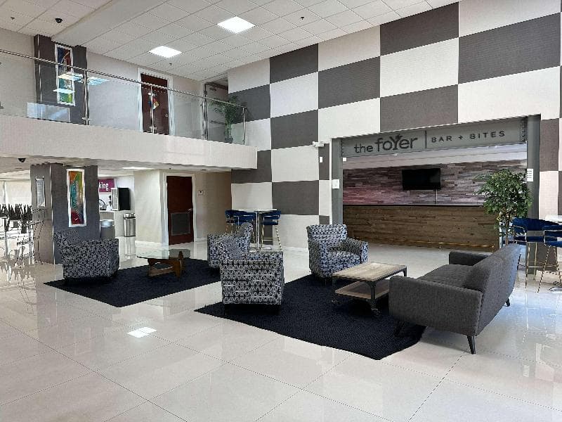 Hom Hotel + Suites, Trademark By Wyndham 2
