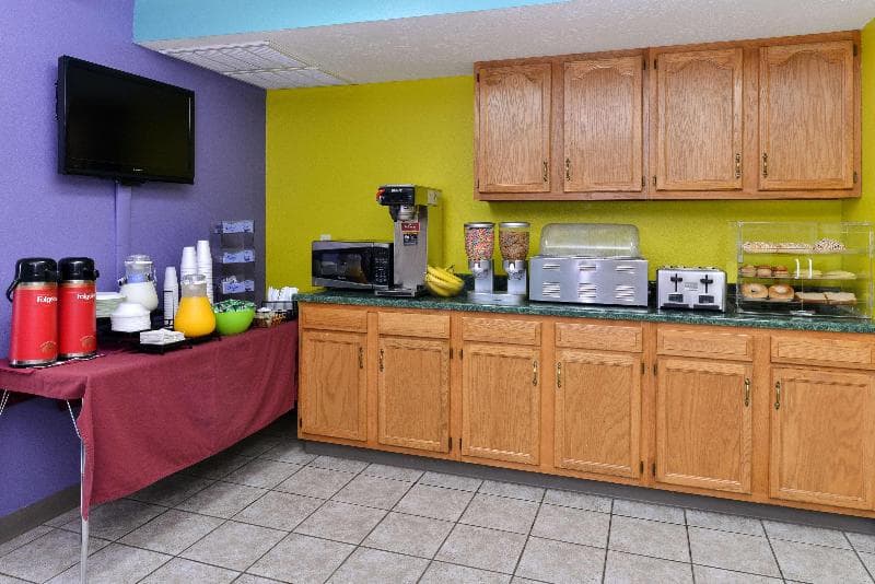 Americas Best Value Inn Seymour 2