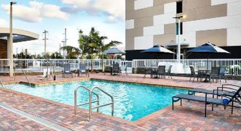 Ac Hotel By Marriott Miami Doral 5