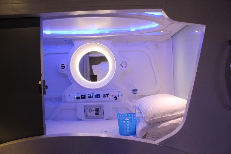 Hey Bear Capsule Hotel 1