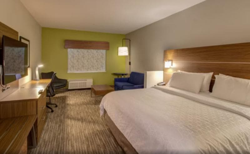 Holiday Inn Express Fort Walton Beach Central 3