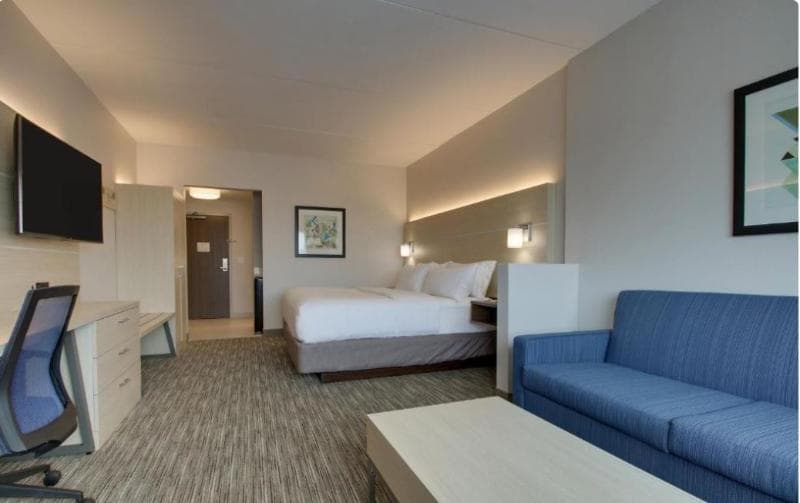Holiday Inn Express And Suites-Elizabethtown North 2