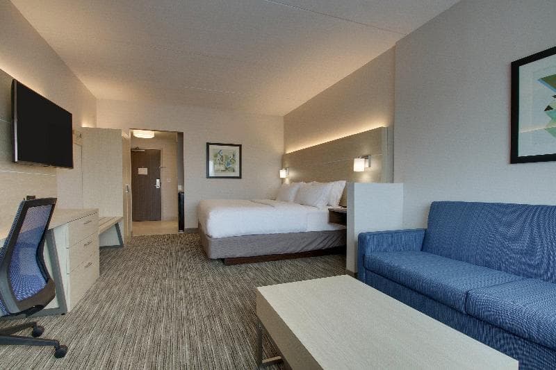 Holiday Inn Express And Suites-Elizabethtown North 4