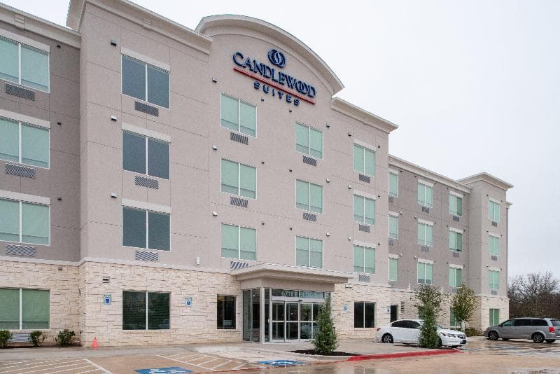 Candlewood Suites - Austin Airport 2