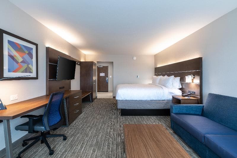 Holiday Inn Express & Suites Gainesville-Lake Lanier Area 4