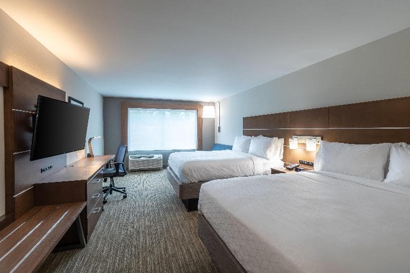 Holiday Inn Express & Suites Gainesville-Lake Lanier Area 5