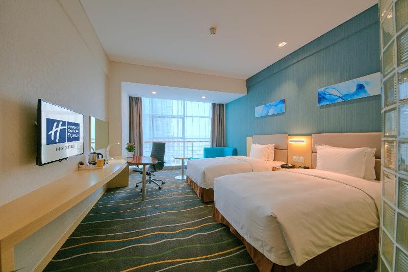 Holiday Inn Express Luoyang Yichuan photo 1