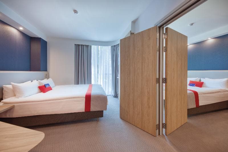 Holiday Inn Express Yerevan 5