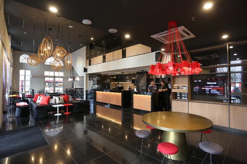 Avenue J Hotel 5