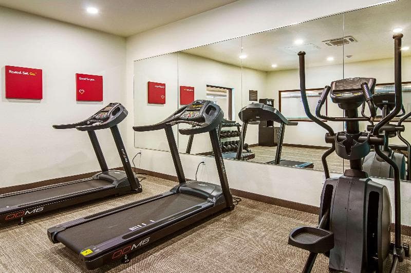 Comfort Suites 5