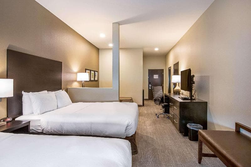 Comfort Suites 3