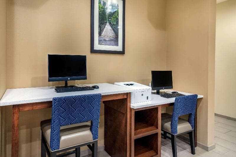 Comfort Suites Of Bowling Green 5