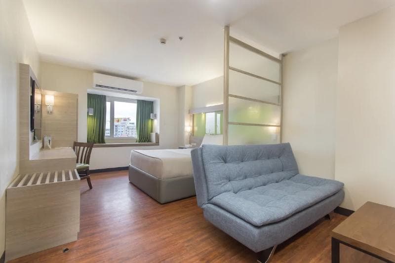 Microtel Inn & Suites By Wyndham San Fernando 3