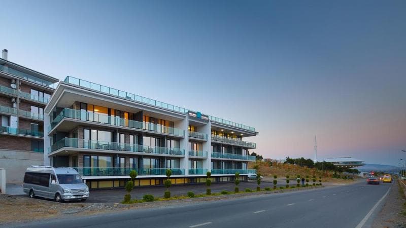Lisi Hills Hotel main