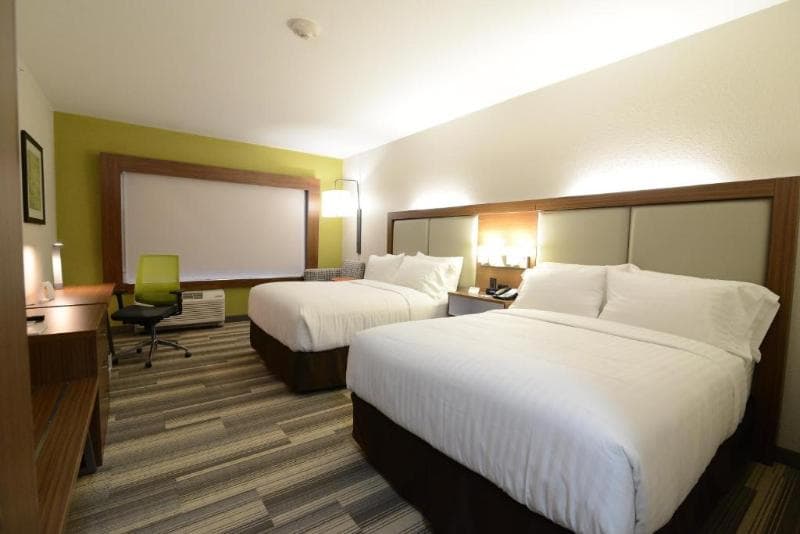 Holiday Inn Express & Suites Chicago North Shore - Niles 3