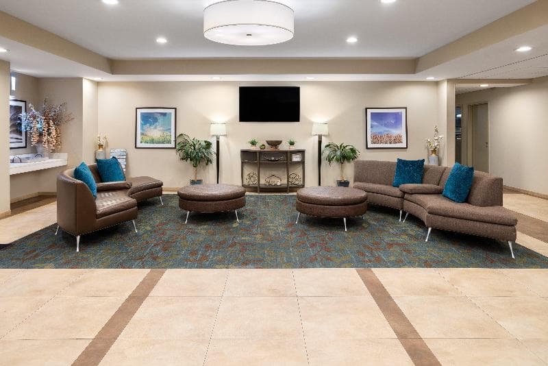 Candlewood Suites Chester 4