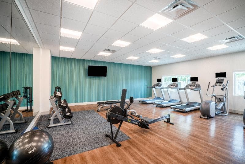 Holiday Inn Express Atlanta Arpt Ne Hapeville 2