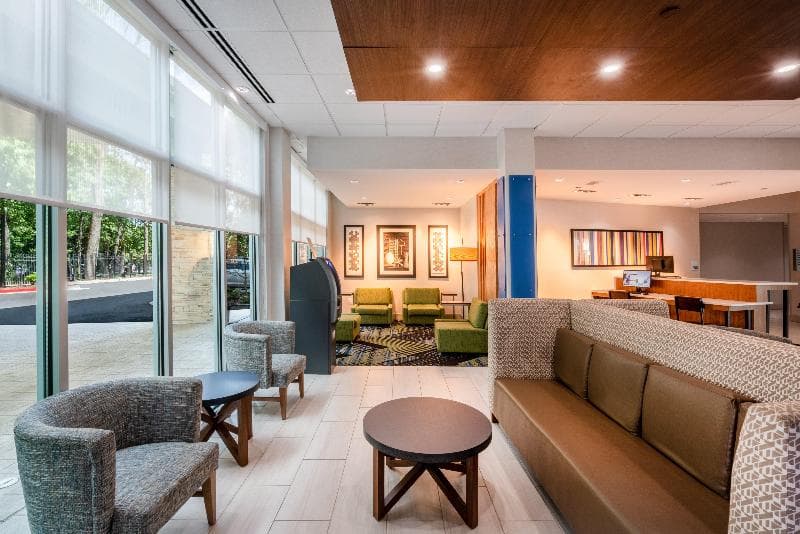 Holiday Inn Express Atlanta Arpt Ne Hapeville 5