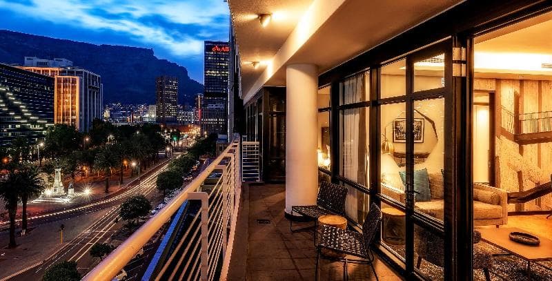 The Onyx Hotel 2