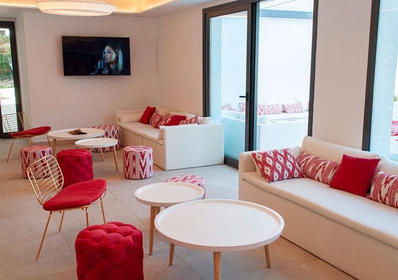 Hotel Dona 5