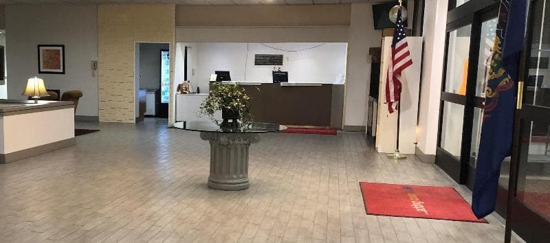 Ramada By Wyndham Clarion 5