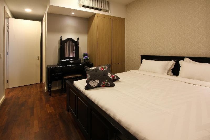 The Shore Hotel & Residences 3