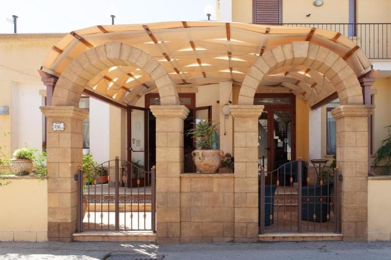 Sammartano Hotel photo 1