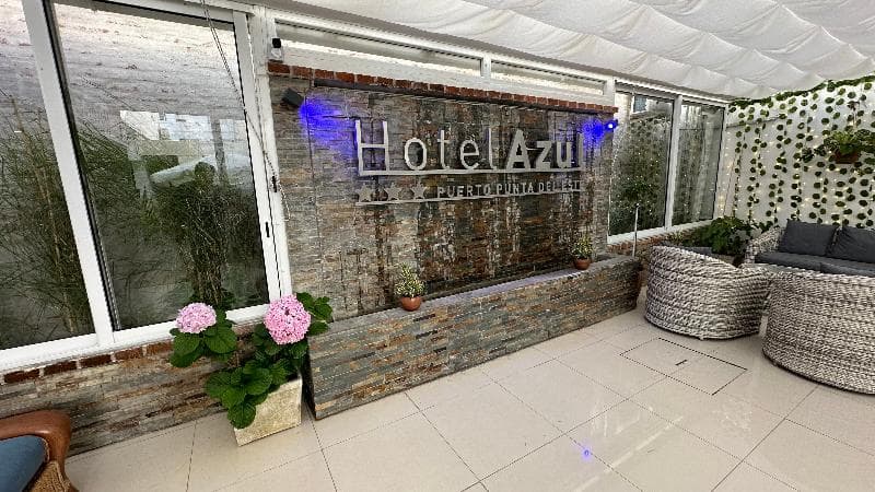 Azul Hotel 1
